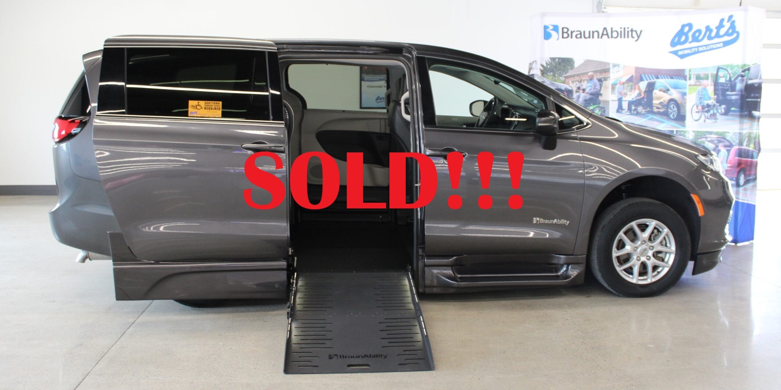 THIS PREOWNED WHEELCHAIR VAN IS MARKED SOLD AND NO LONGER AVAILABLE.